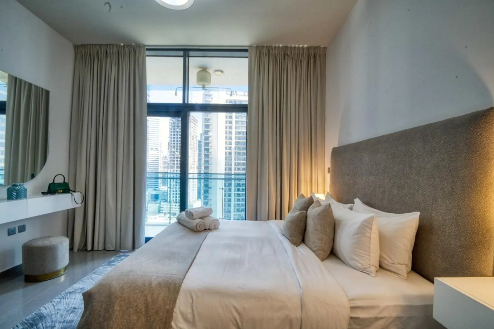 Apartment 1-Bedroom In Merano Tower, Business Bay With City Views Dubai